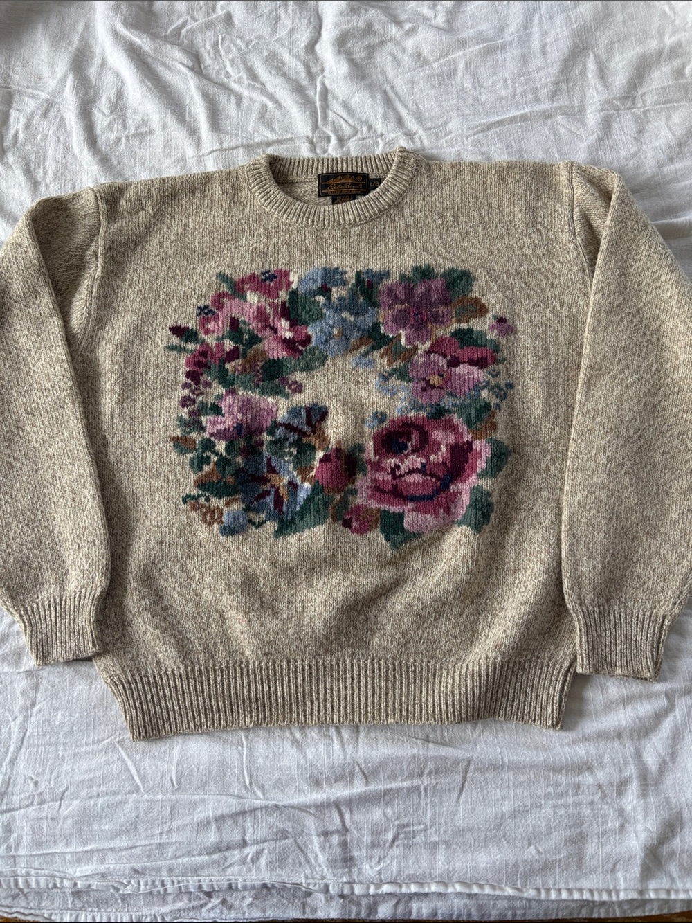 Vintage Eddie Bauer sweater w/floral wreath design,tan rag wool,crewneck, size L